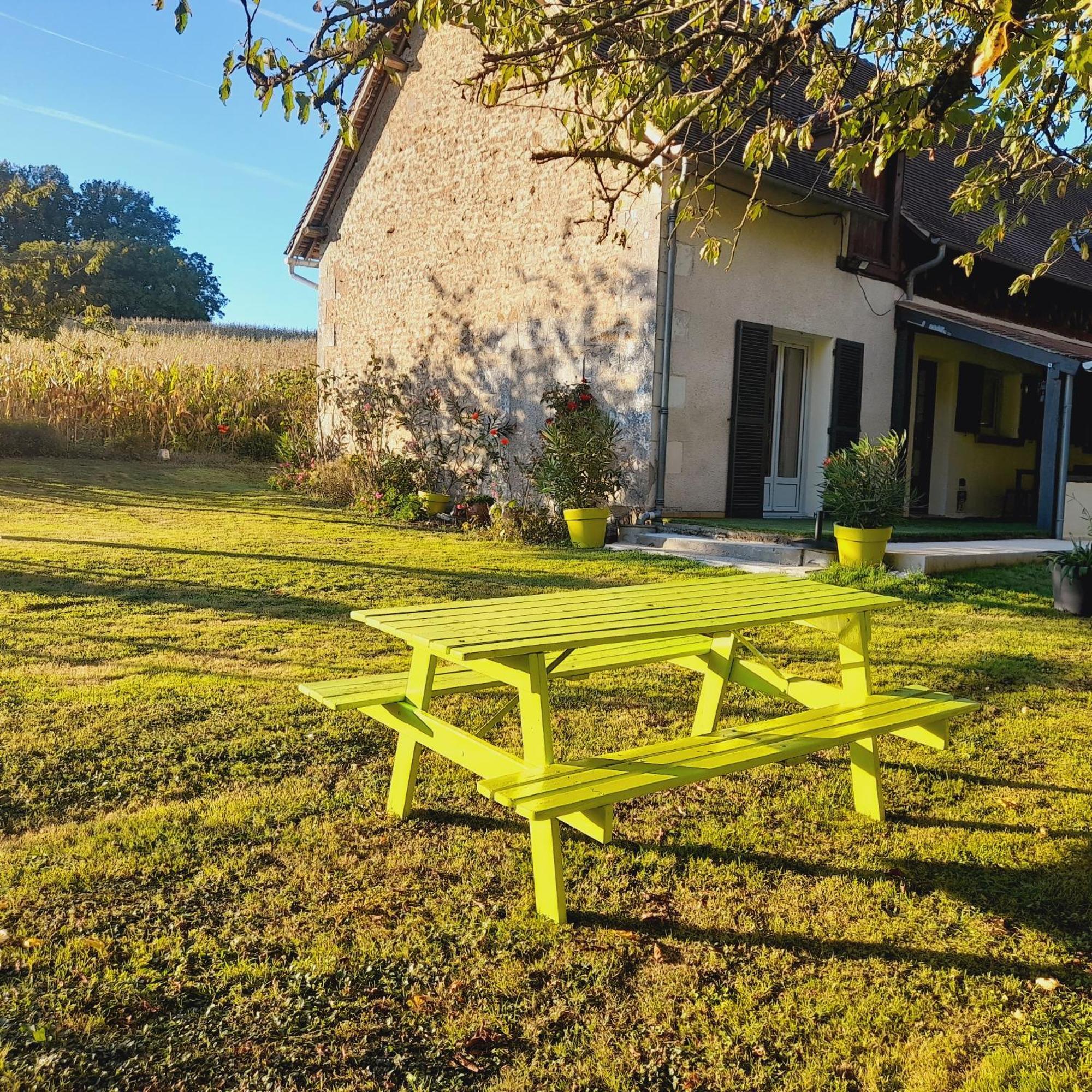 Gite Les Vignes Du Chateau - 4 Personnes Gehee Exterior foto